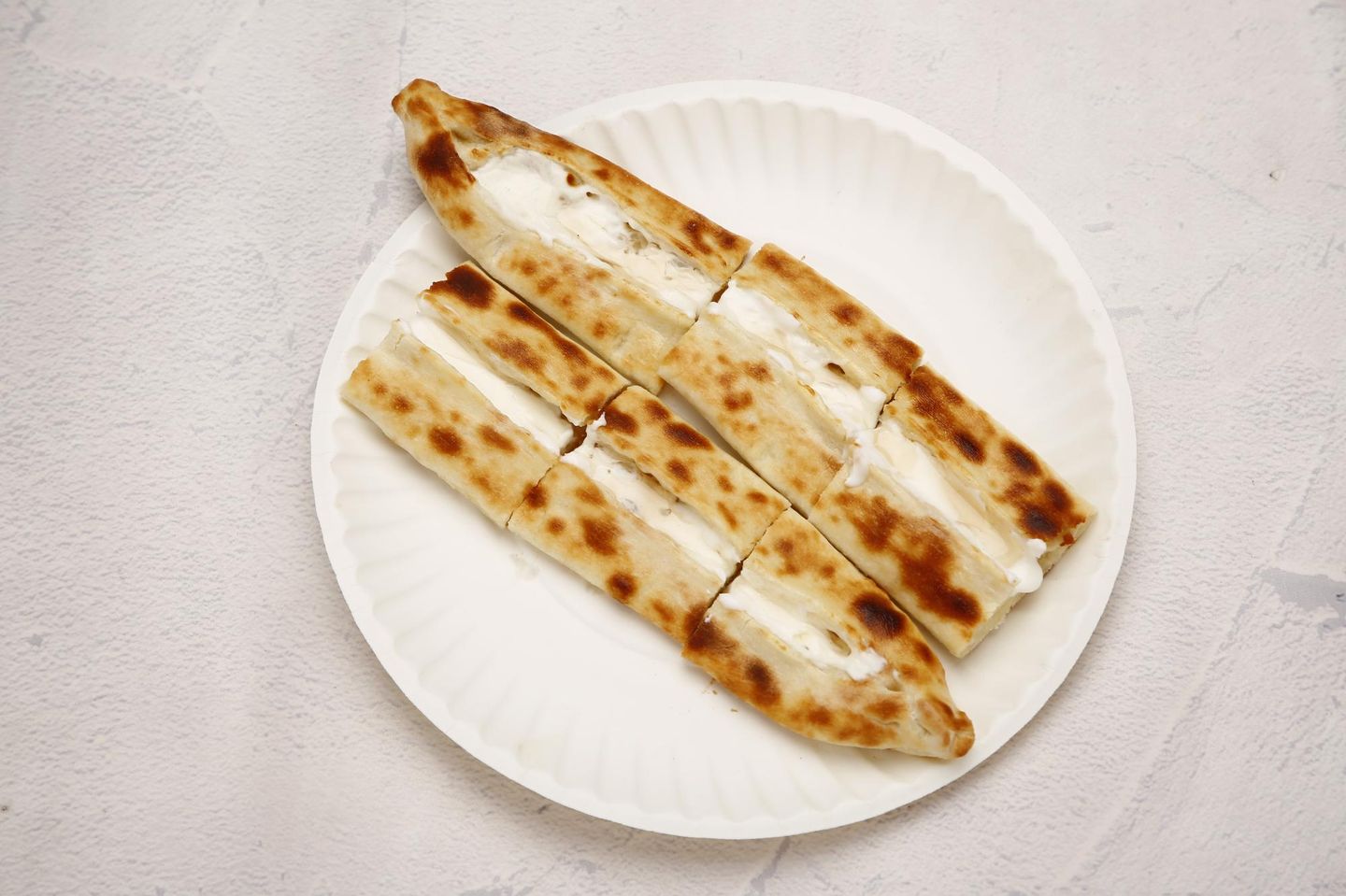 فطائر لبنة بالعسل