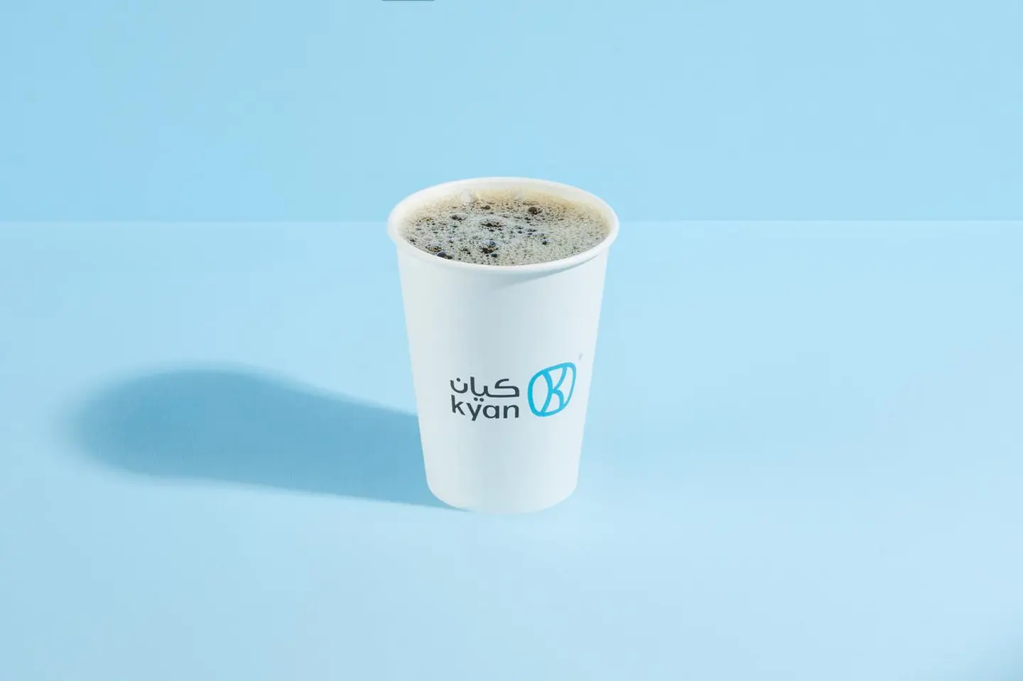 قهوة اليوم وسط حار