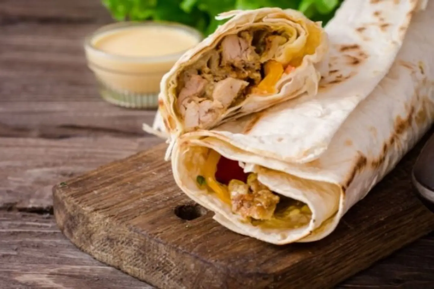 سندوتش شاورما صاروخ