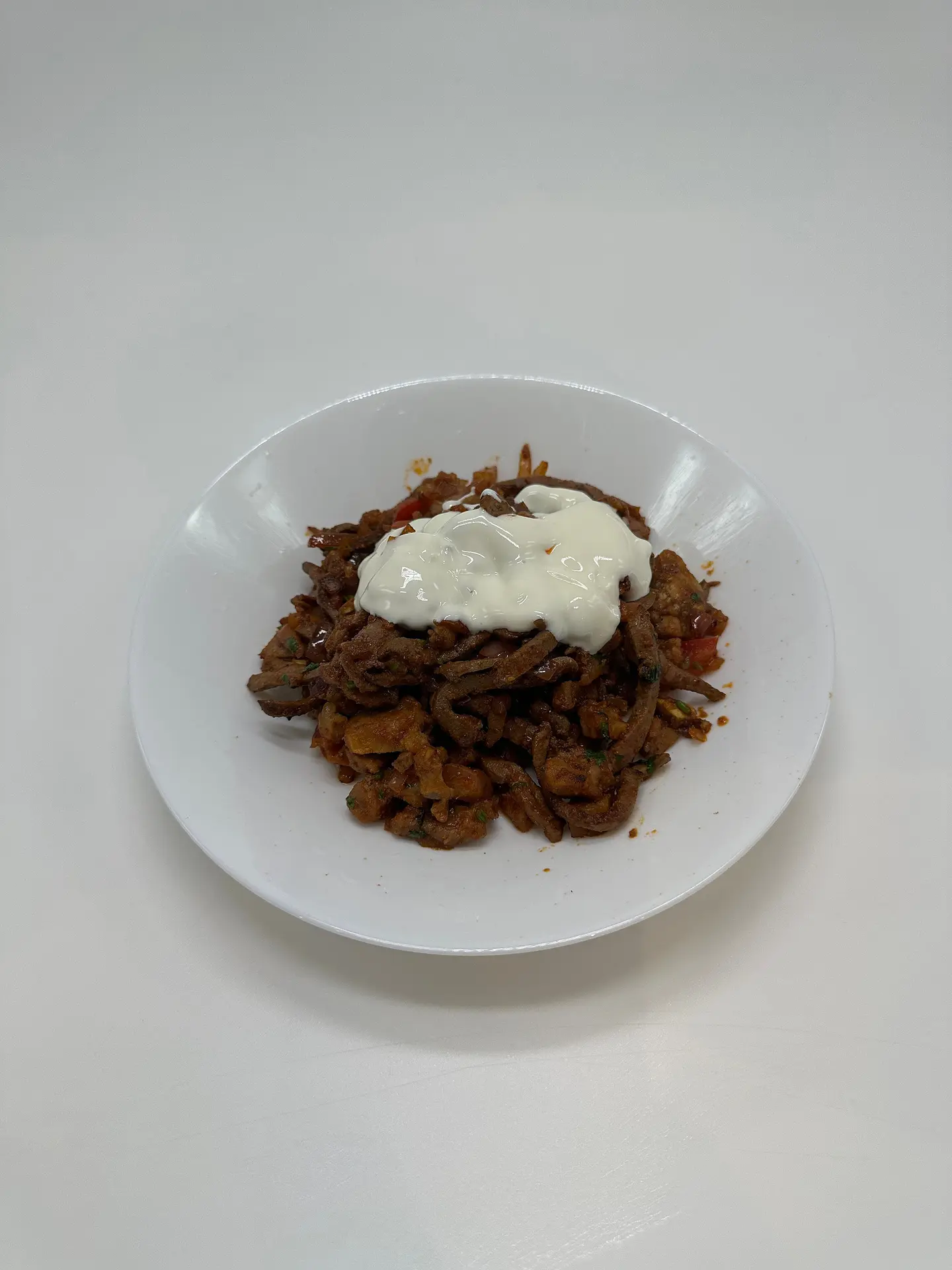 تقاطيع مع لحم