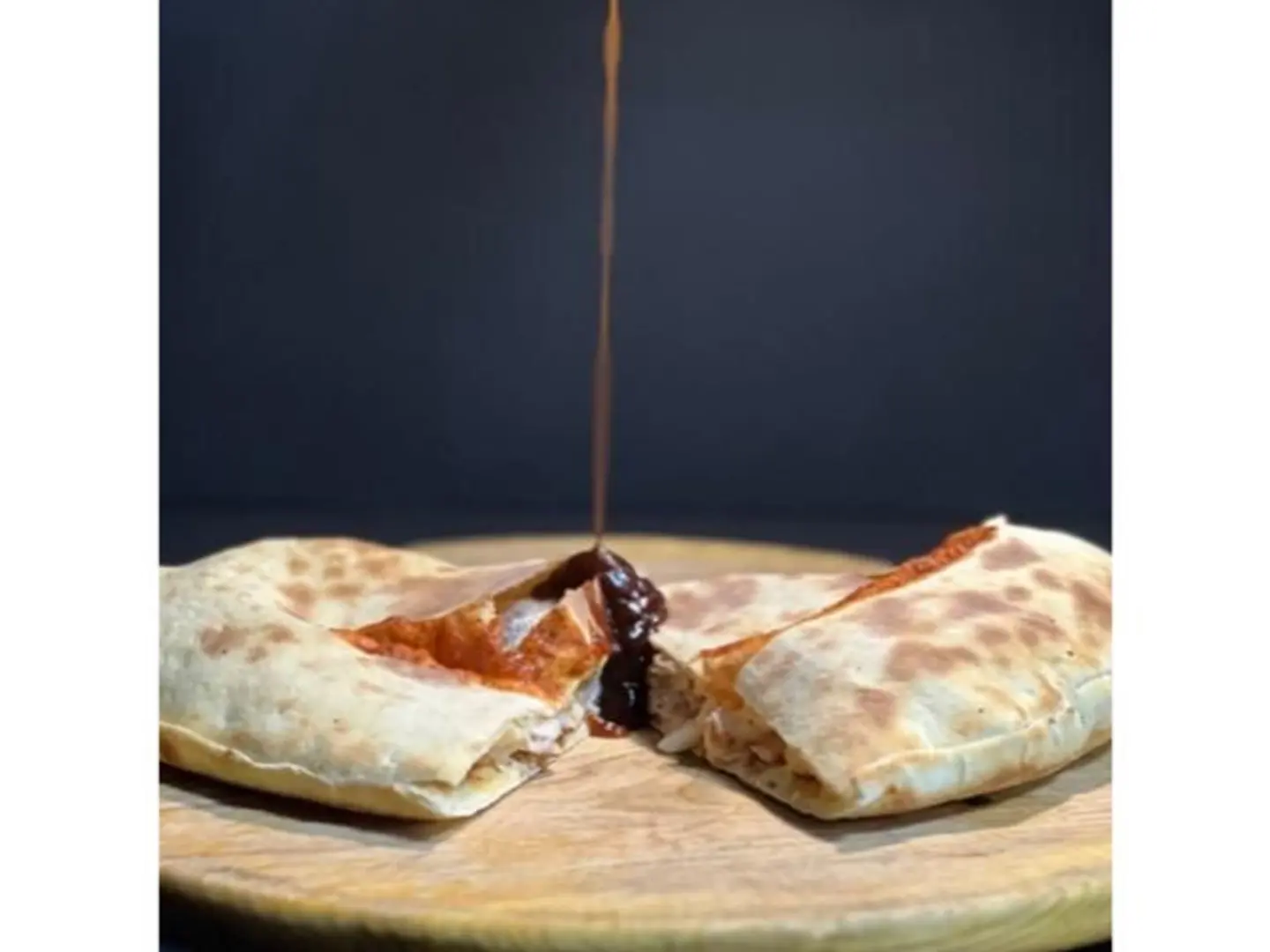 بيتزا دجاج كلزوني