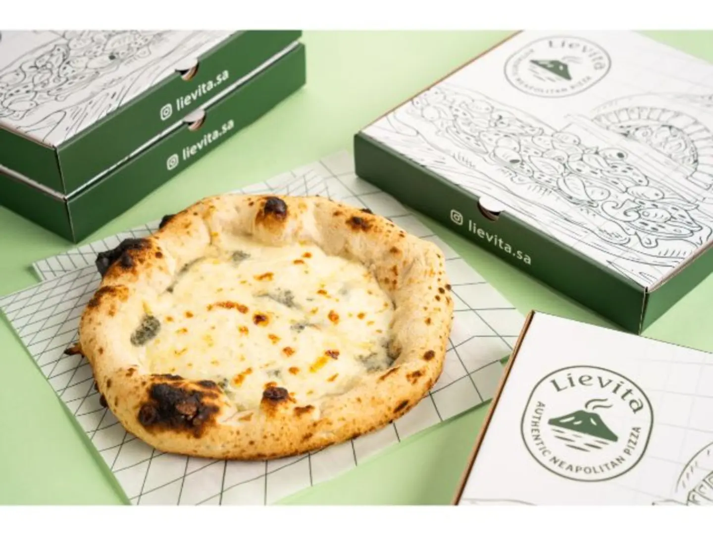 Quattro Formaggi Pizza