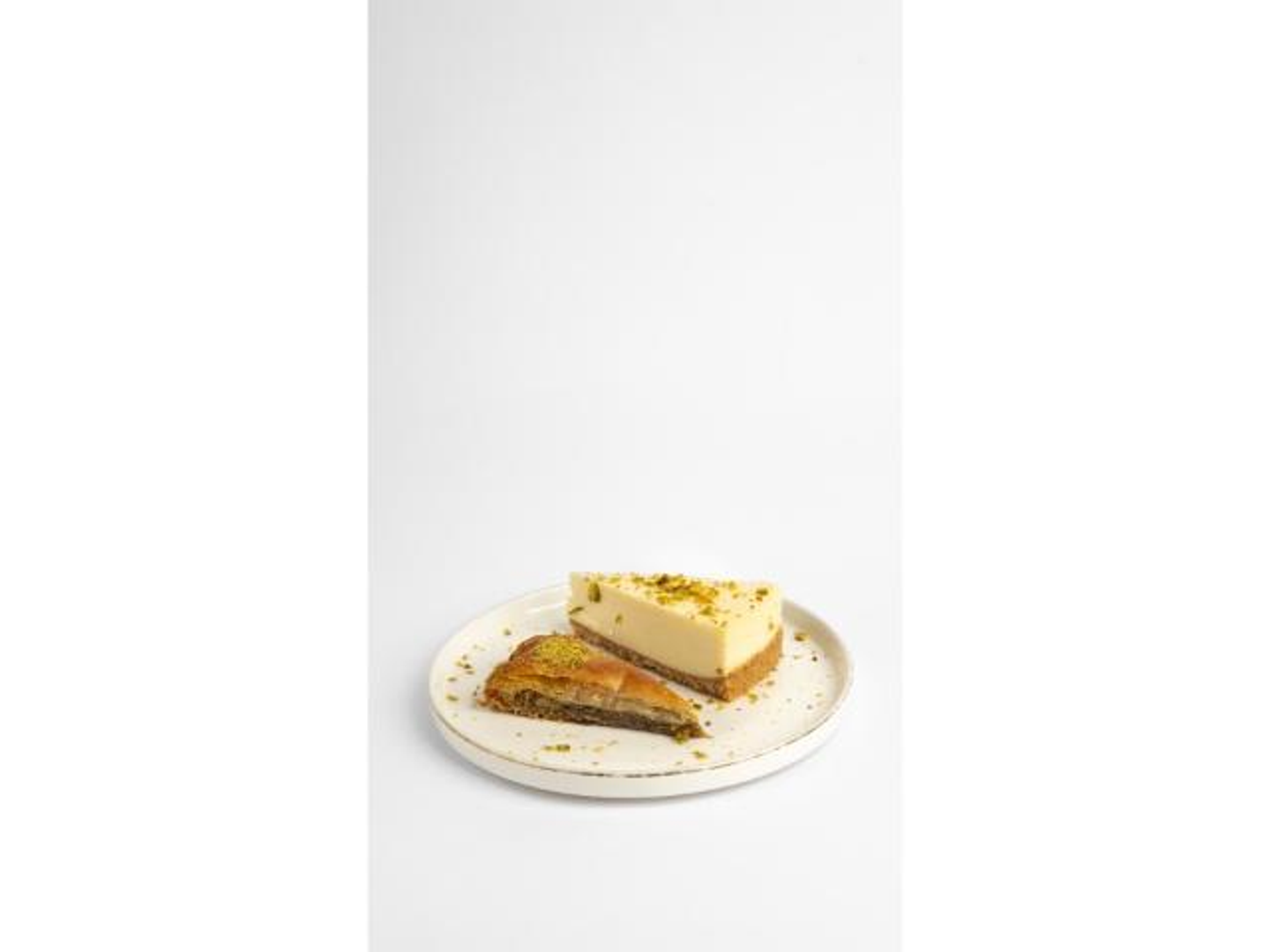 تشيز البقلاوة