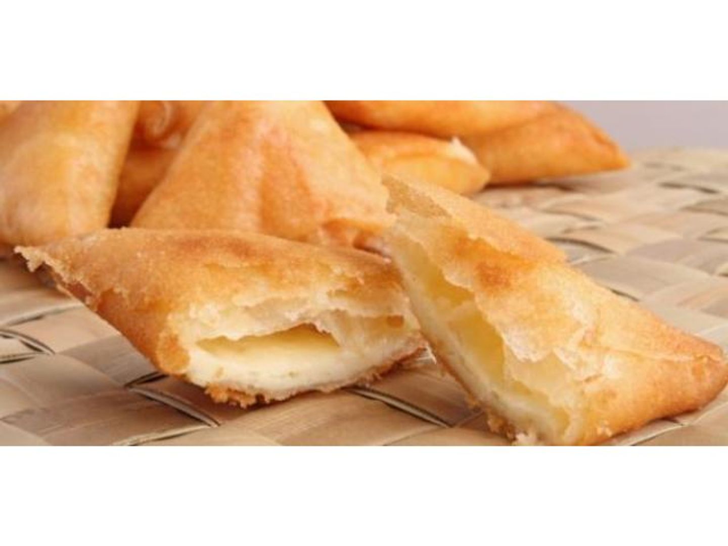 Liquid Cheese Samosa