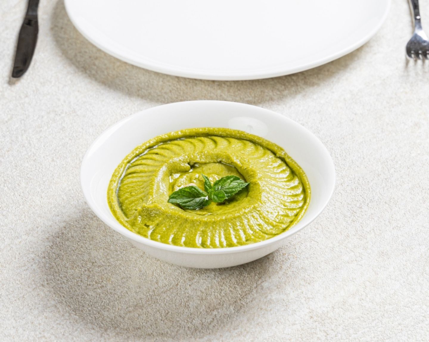 Hummus With Pesto