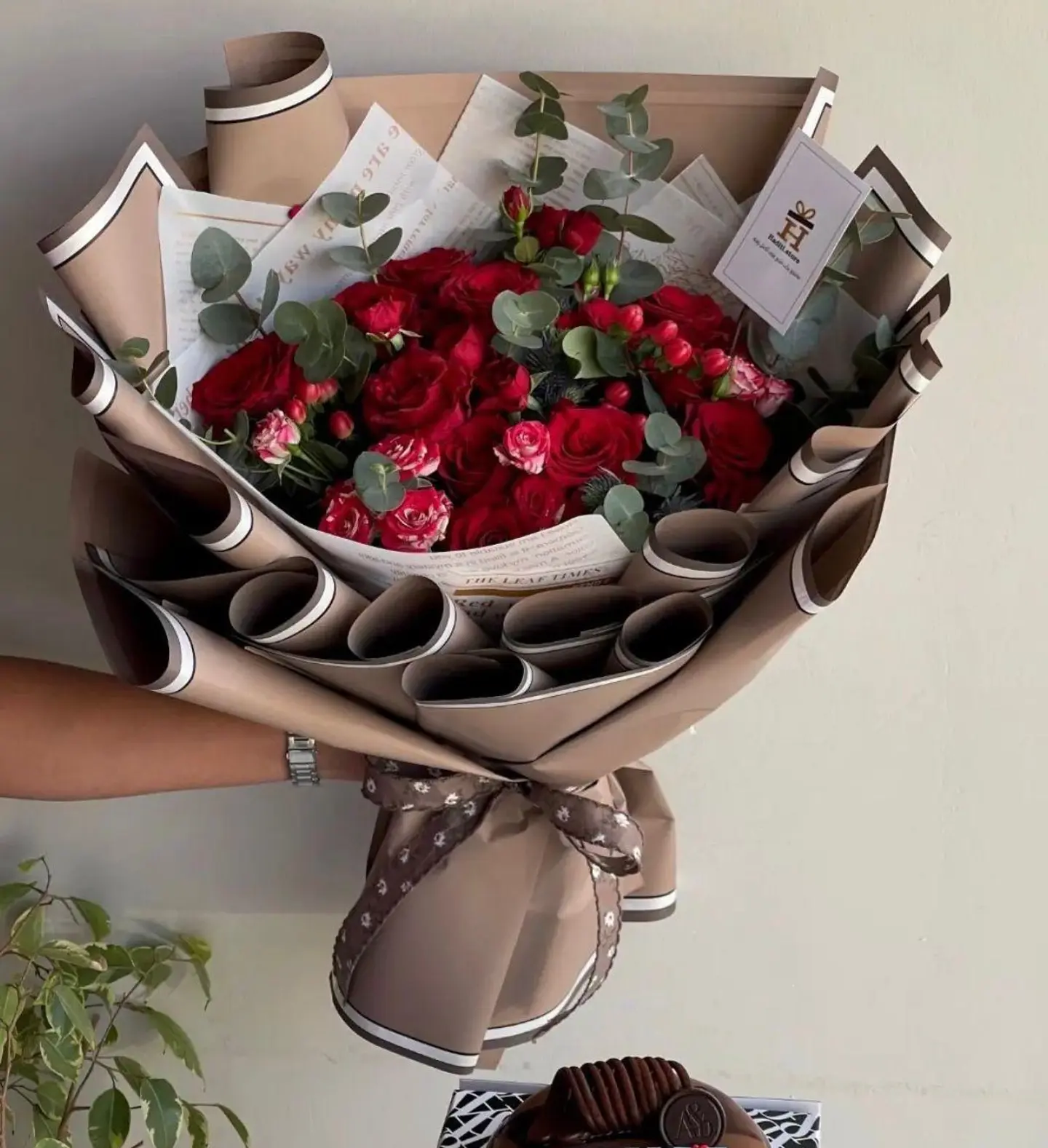 بوكيه ورد أحمر فاخر