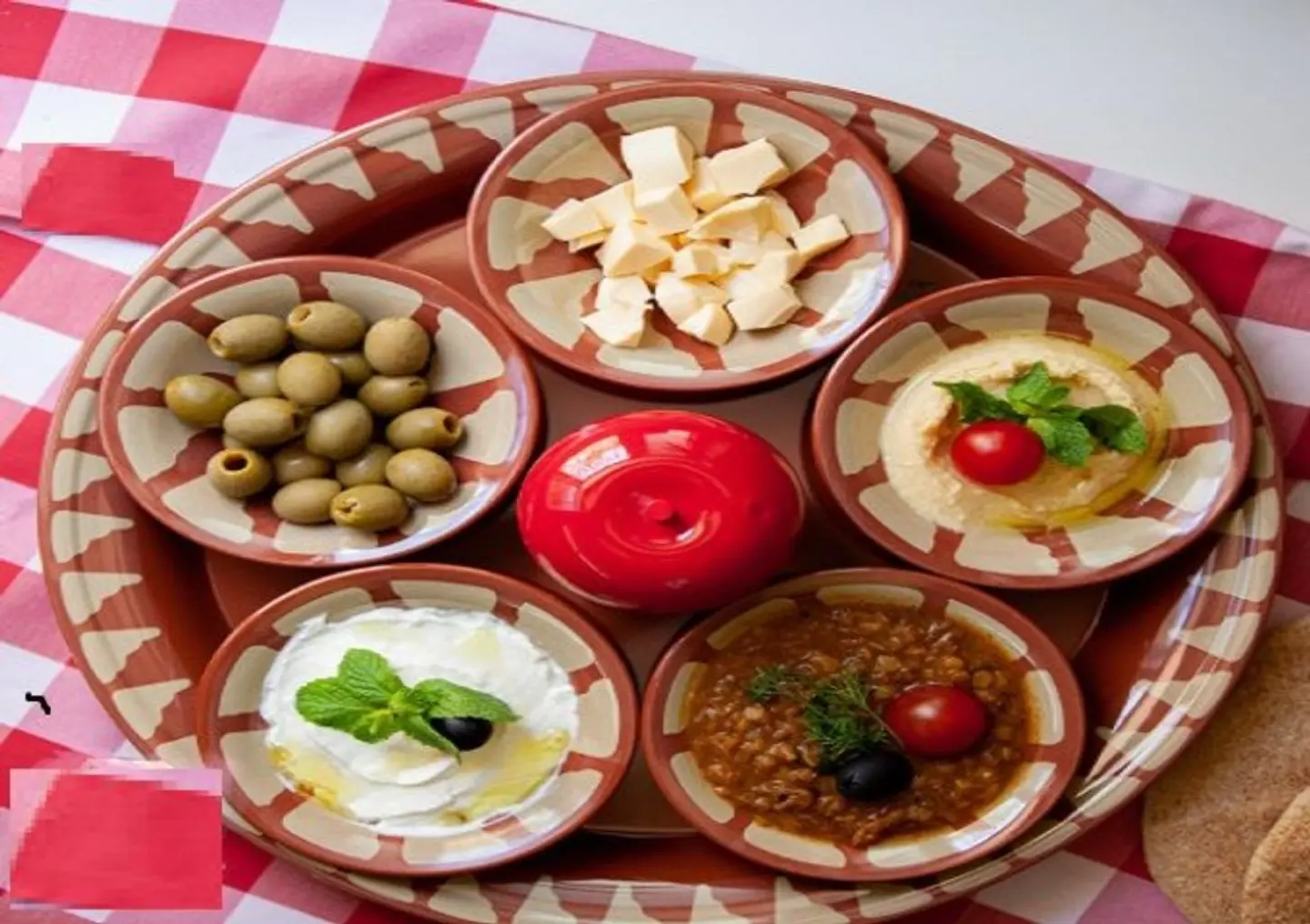 صحن الإفطار الشرقي