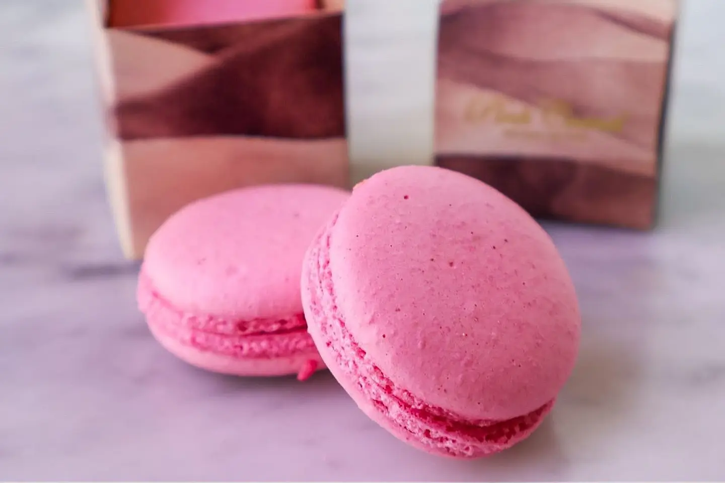 Rose Macaron