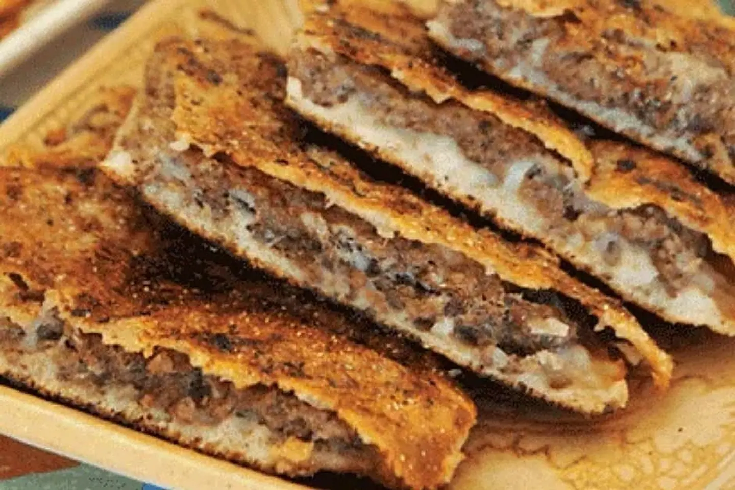 حواوشي جبنة