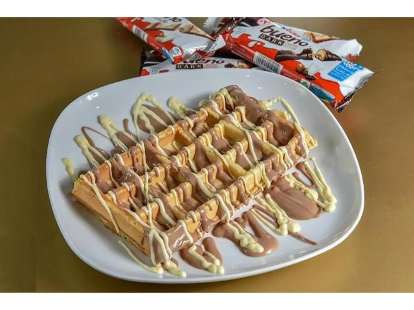 Kinder Waffle