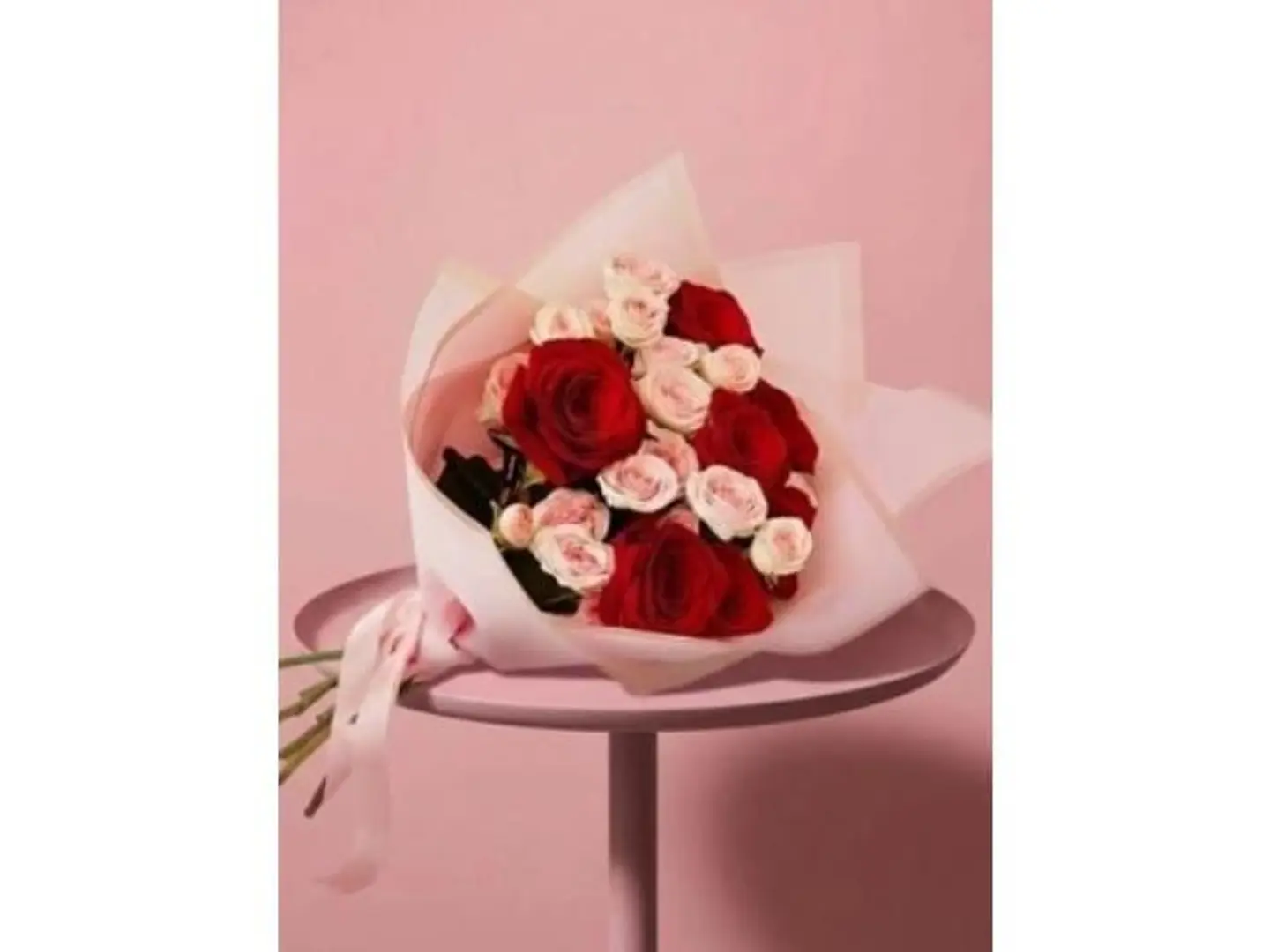 باقة في عينيك أجد وطني وسلامي.