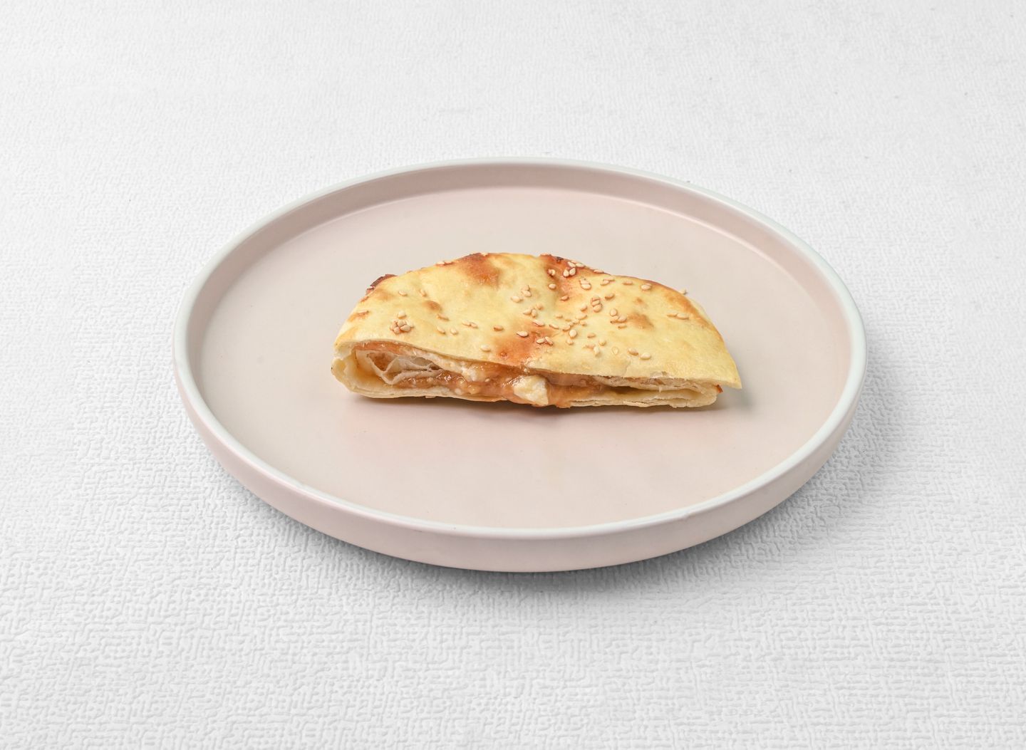 مدور جبنة و حلاوة طحينية