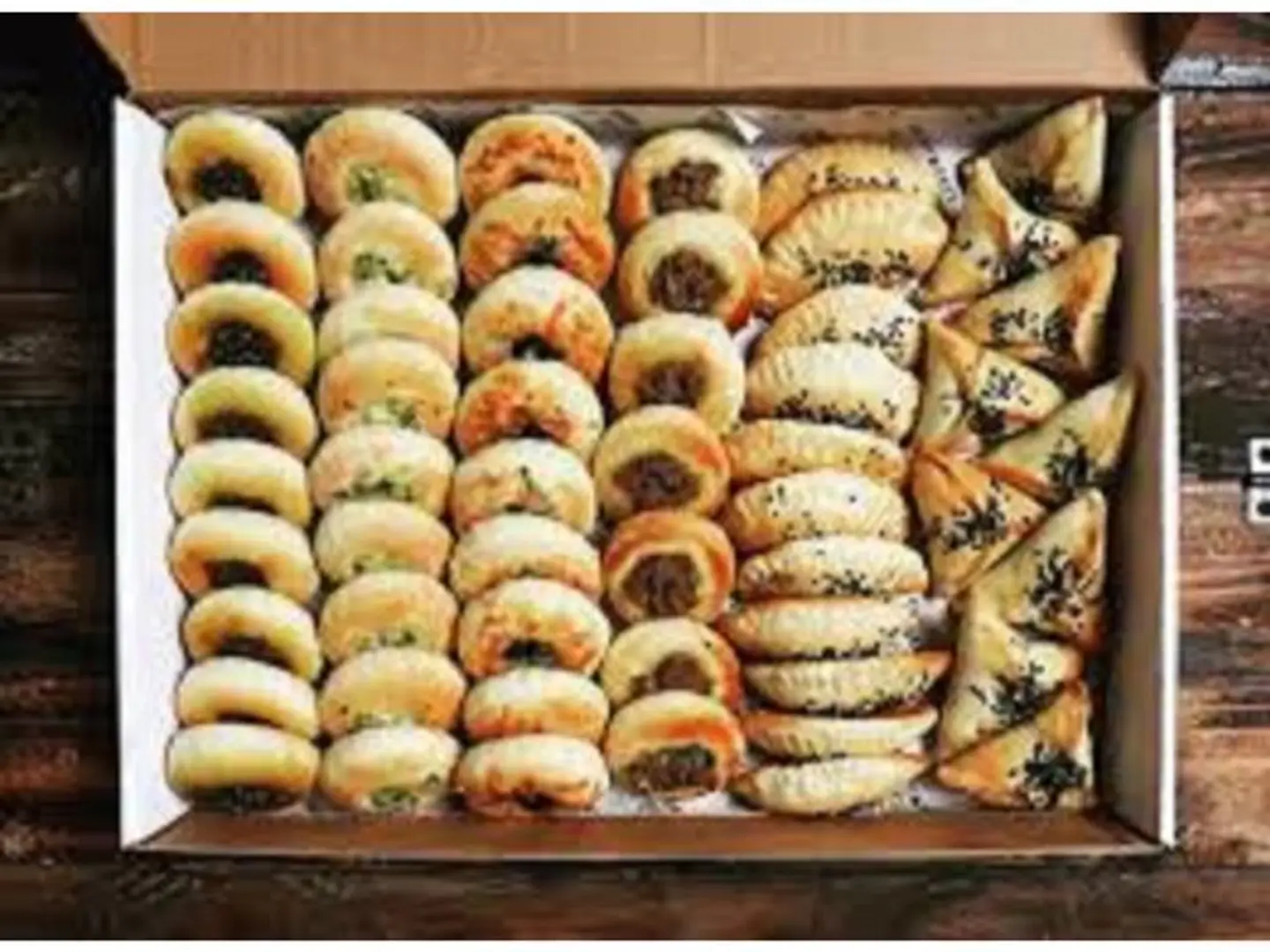 Medium Pastries And Fried Items Mix