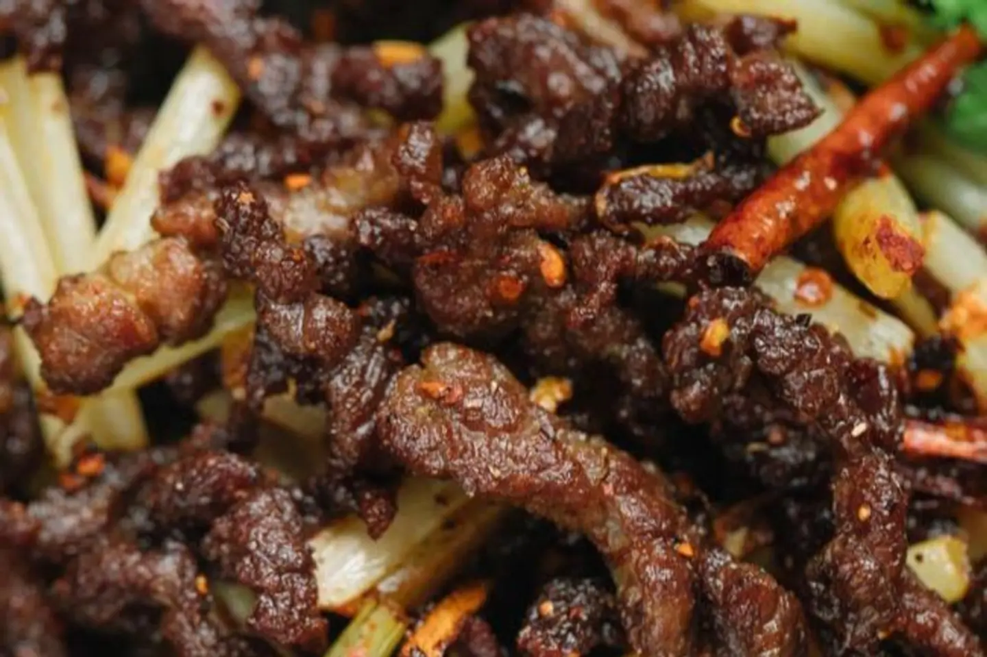 لحم البقر المقلي الجاف