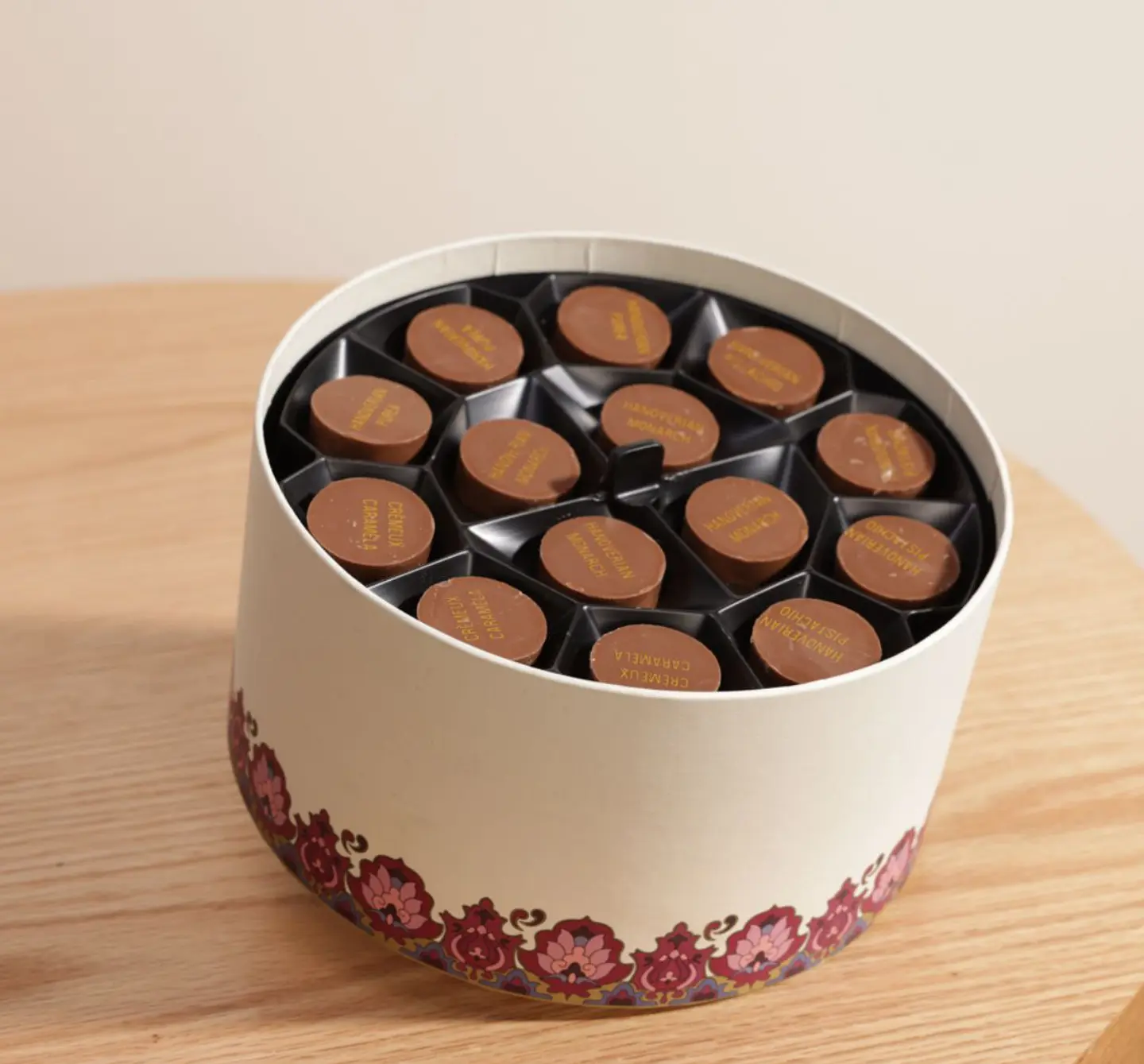 Hanoverian Chocolate Round Box