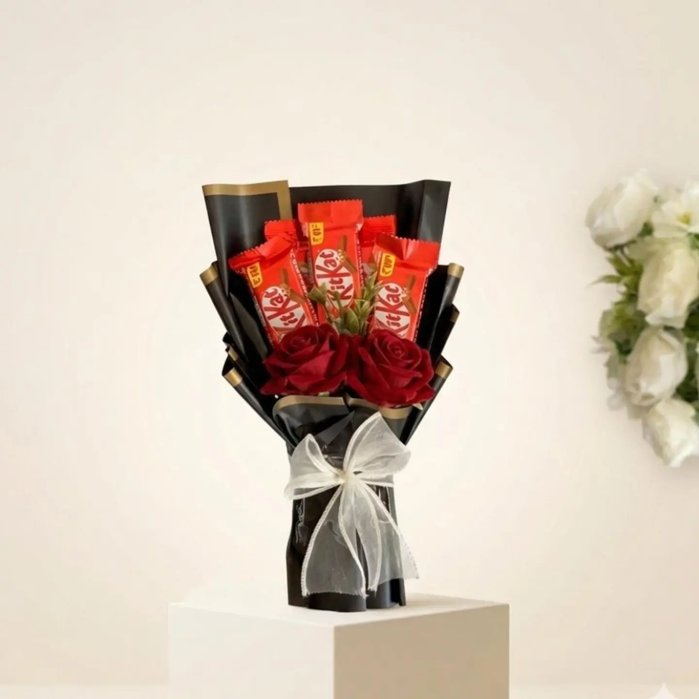 Rose Bouquet With Mini Delights