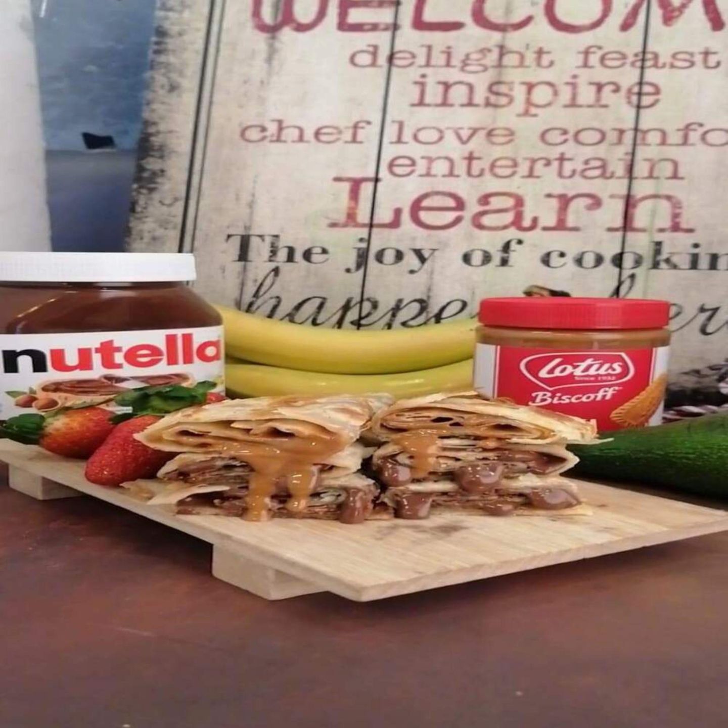 Nutella And Lotus Chapati