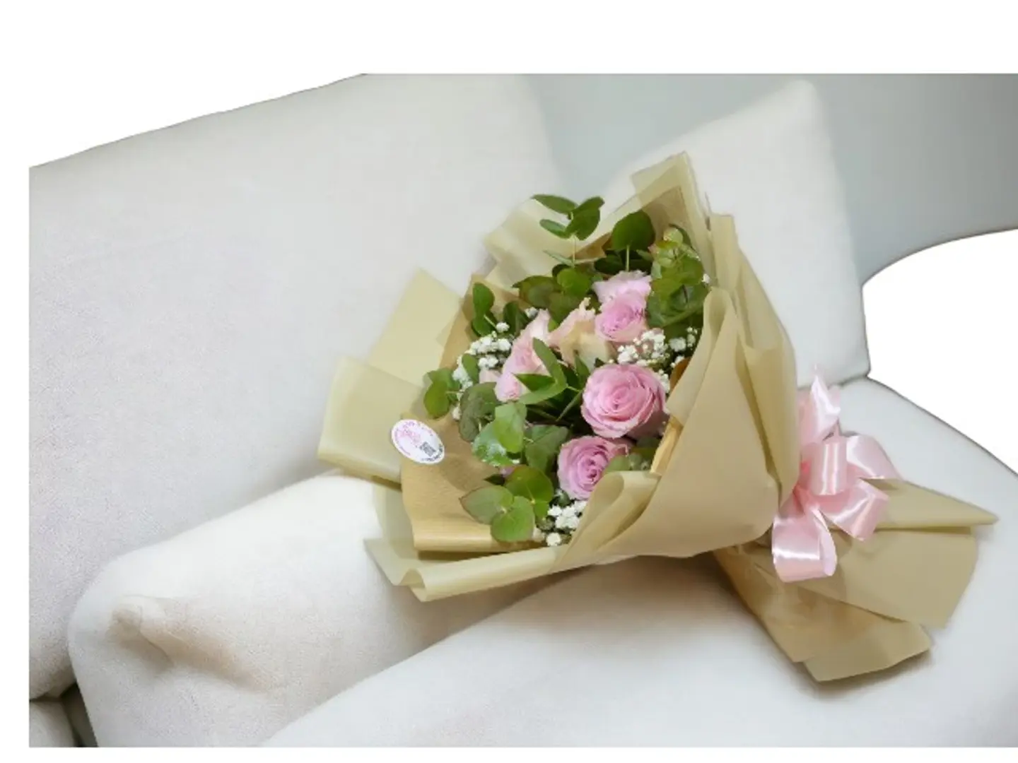 1006 Hand Bouquet Of 10 Pink Roses With Eucalyptus And Gypsophilia