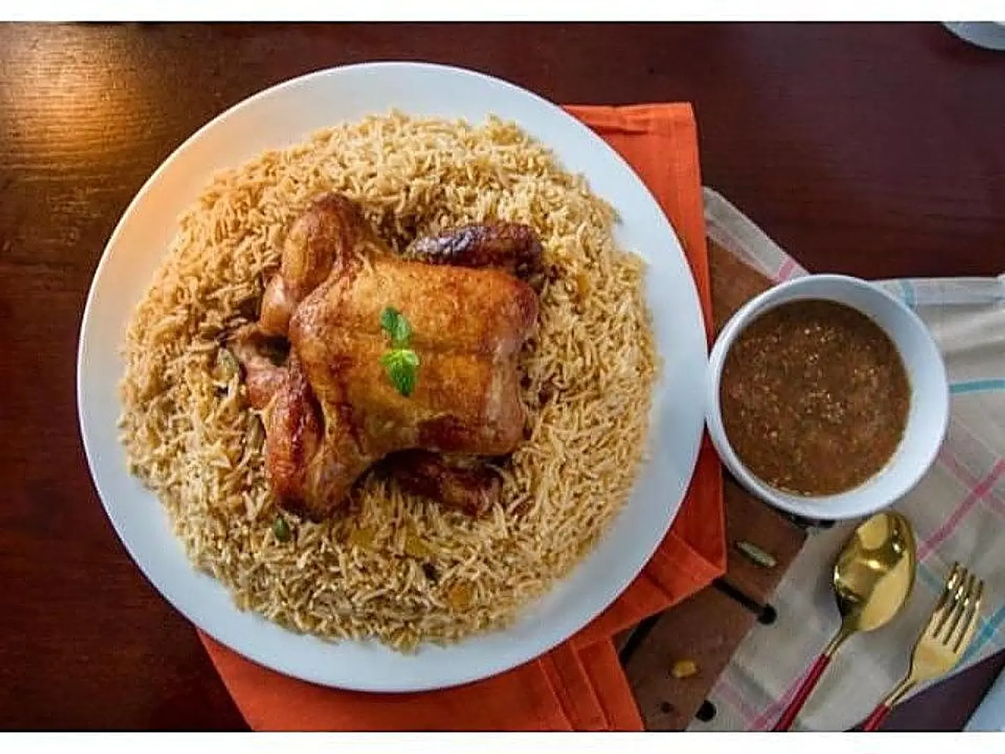 نص حبة دجاج شواية مع الرز