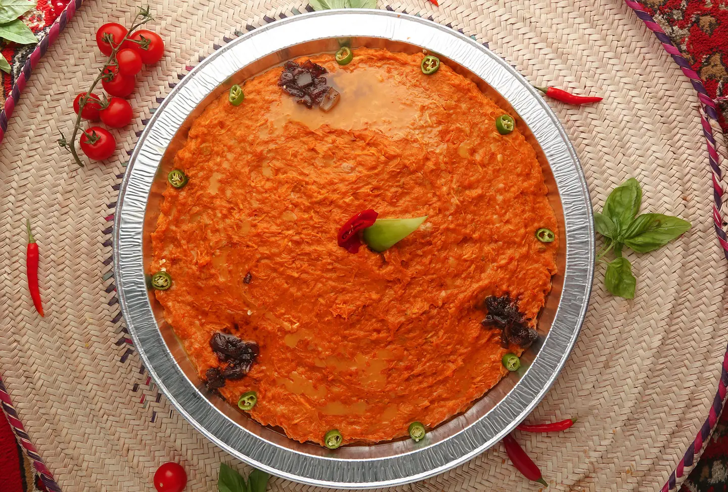 جريش أحمر بالدجاج - وسط