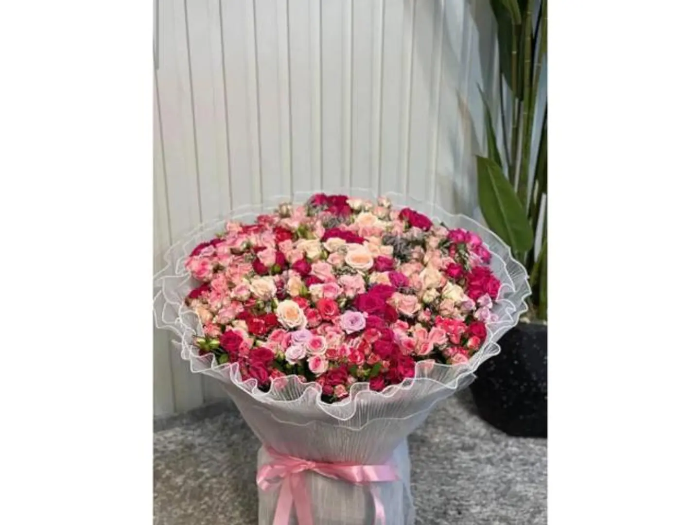 Magic Roses Bouquet