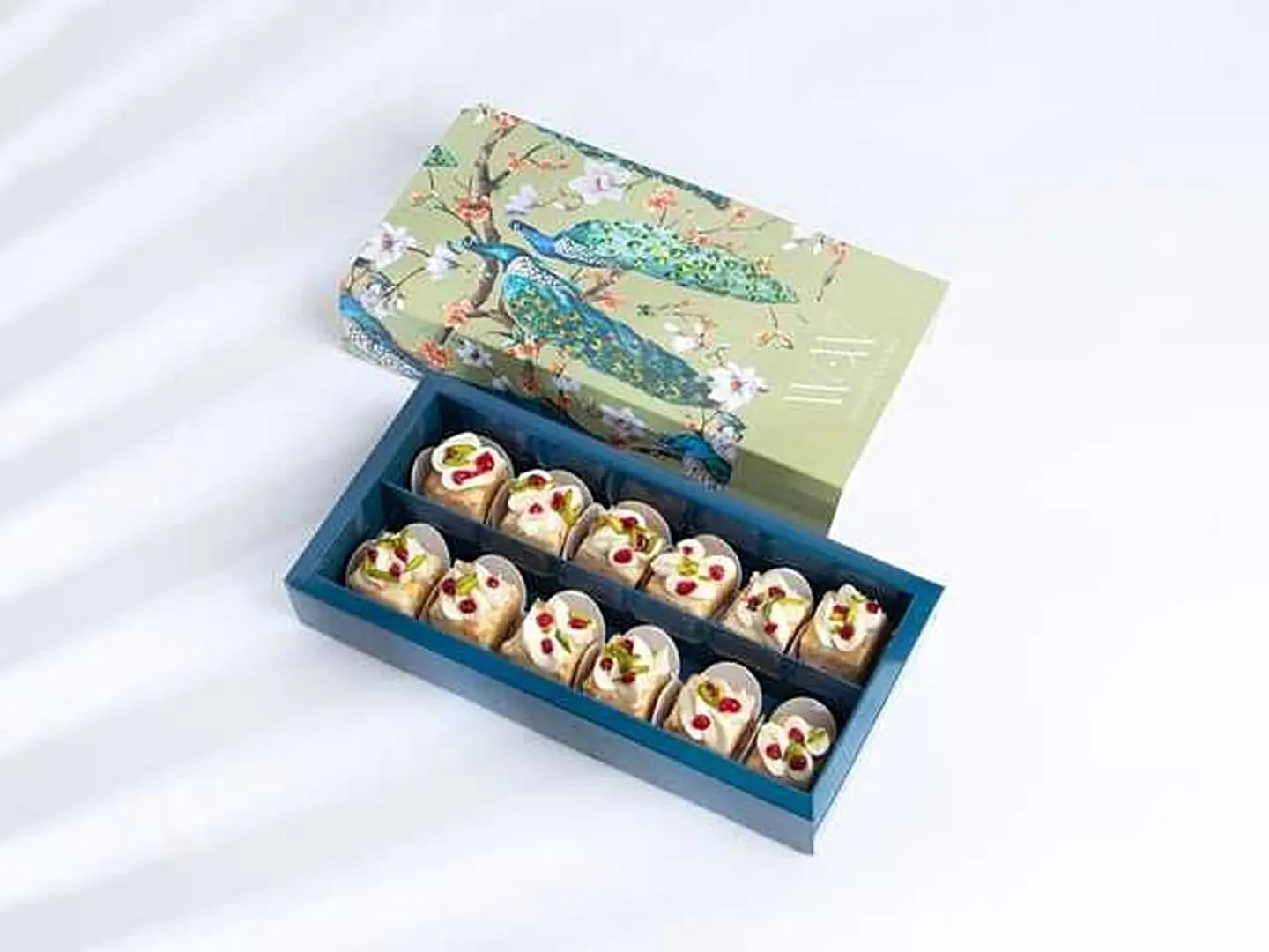 Mini Lemon Cheese Box 12 Pieces