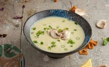 شوربة فطر مع الكريمة