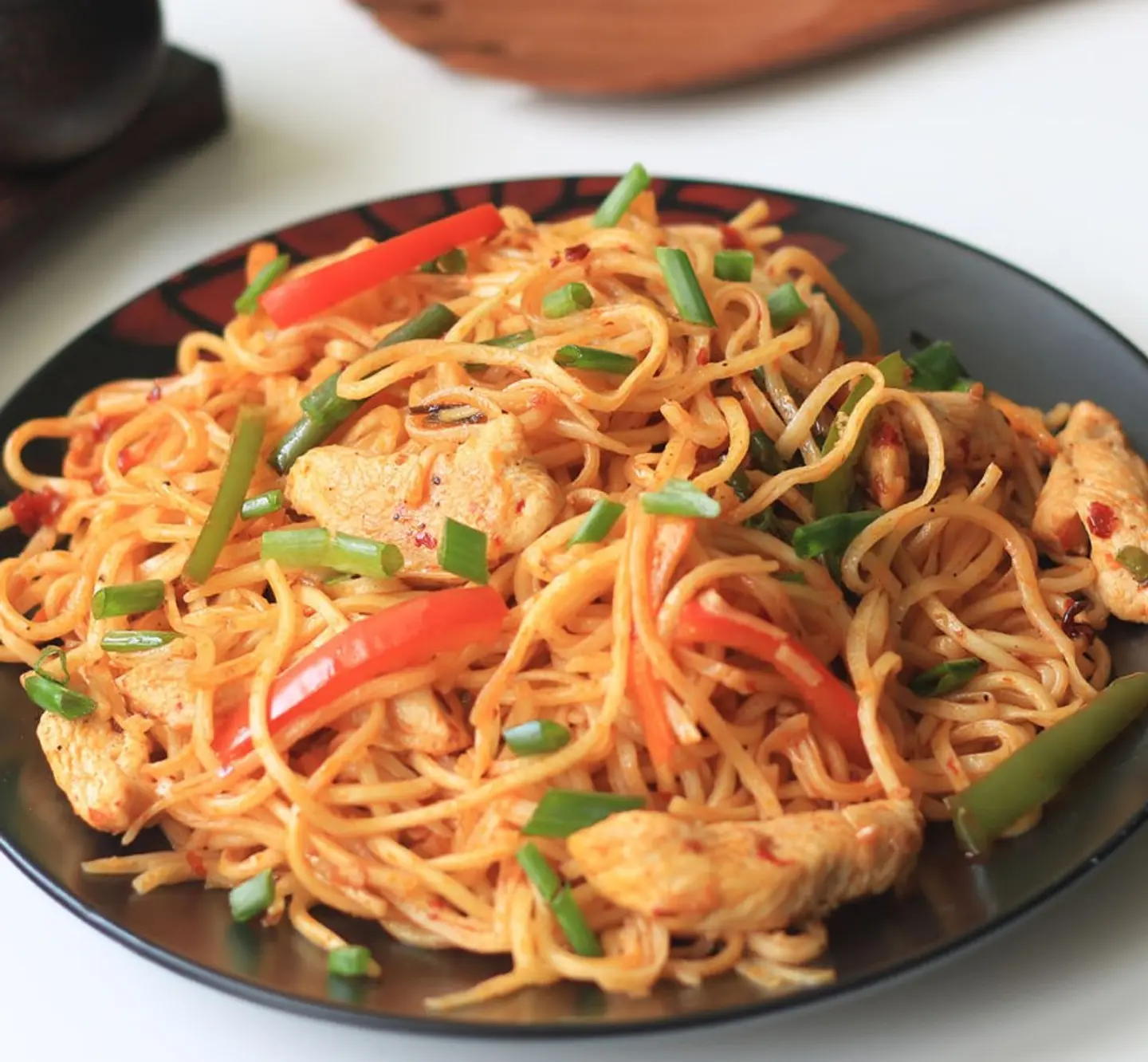 Schezwan Chicken Noodles