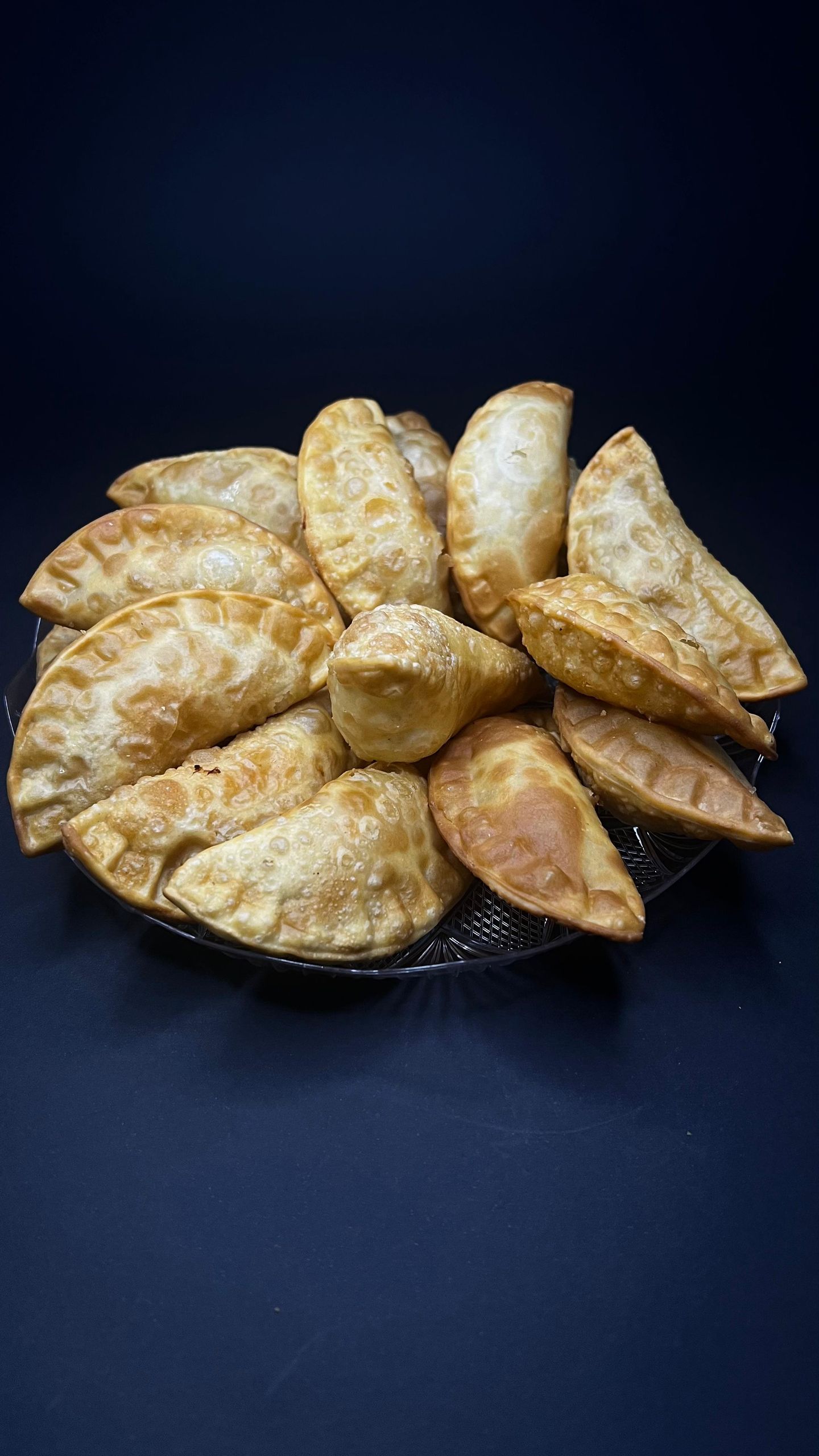 سمبوسة بيتي جبنه سائل