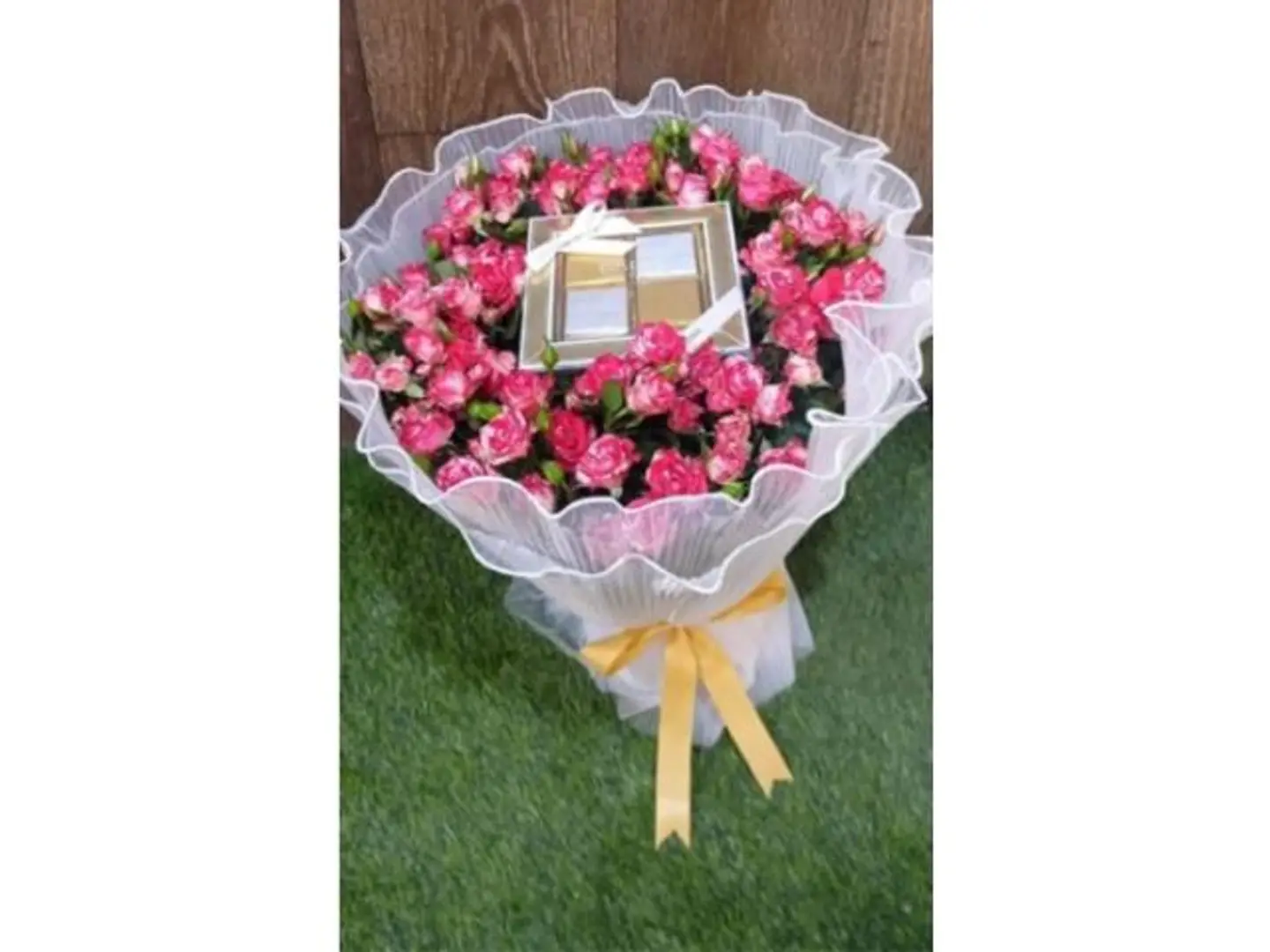 باقه مع بستانيC