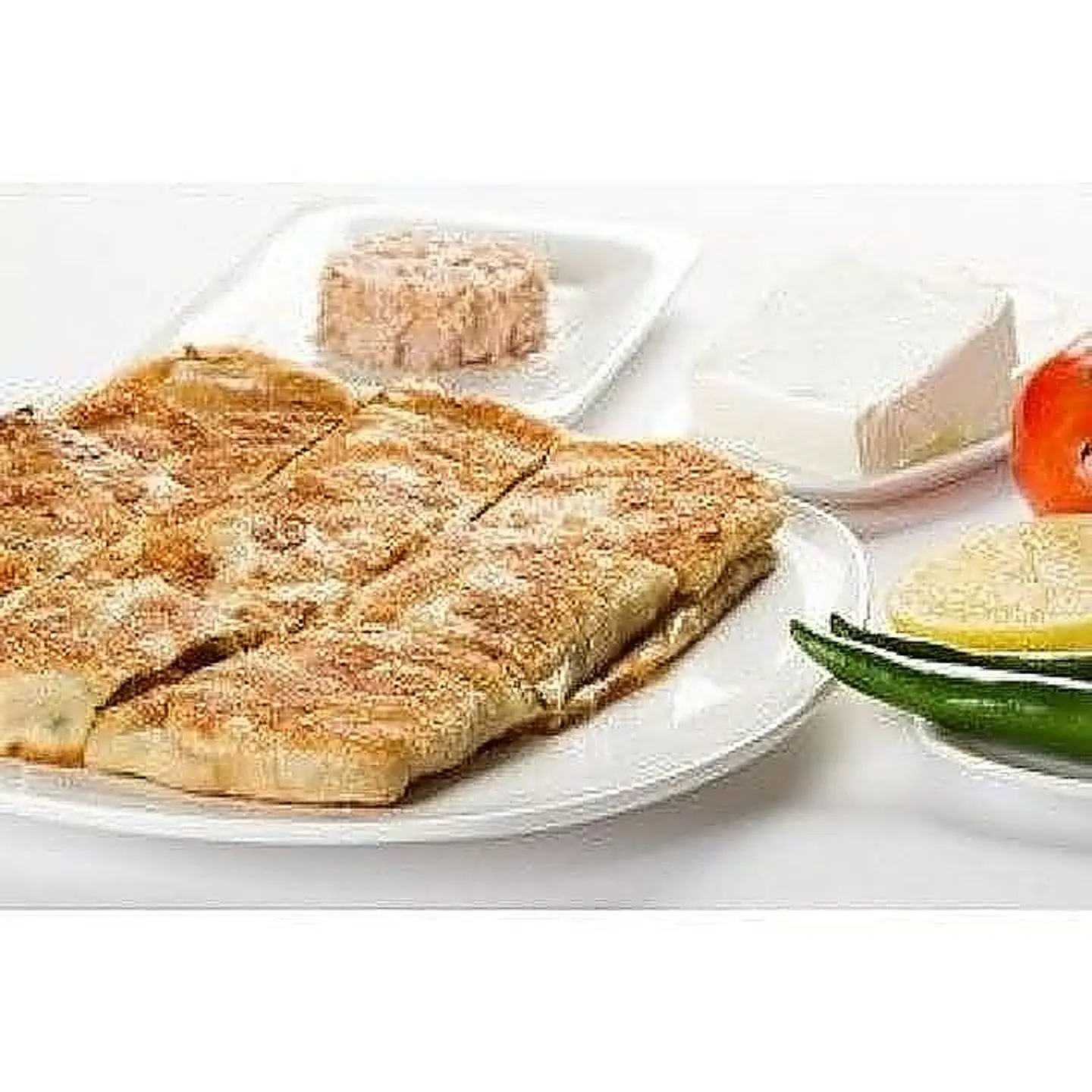 مطبق بالتونة