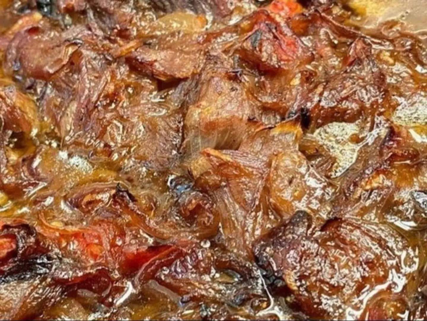 طاجن لحم بالبصل