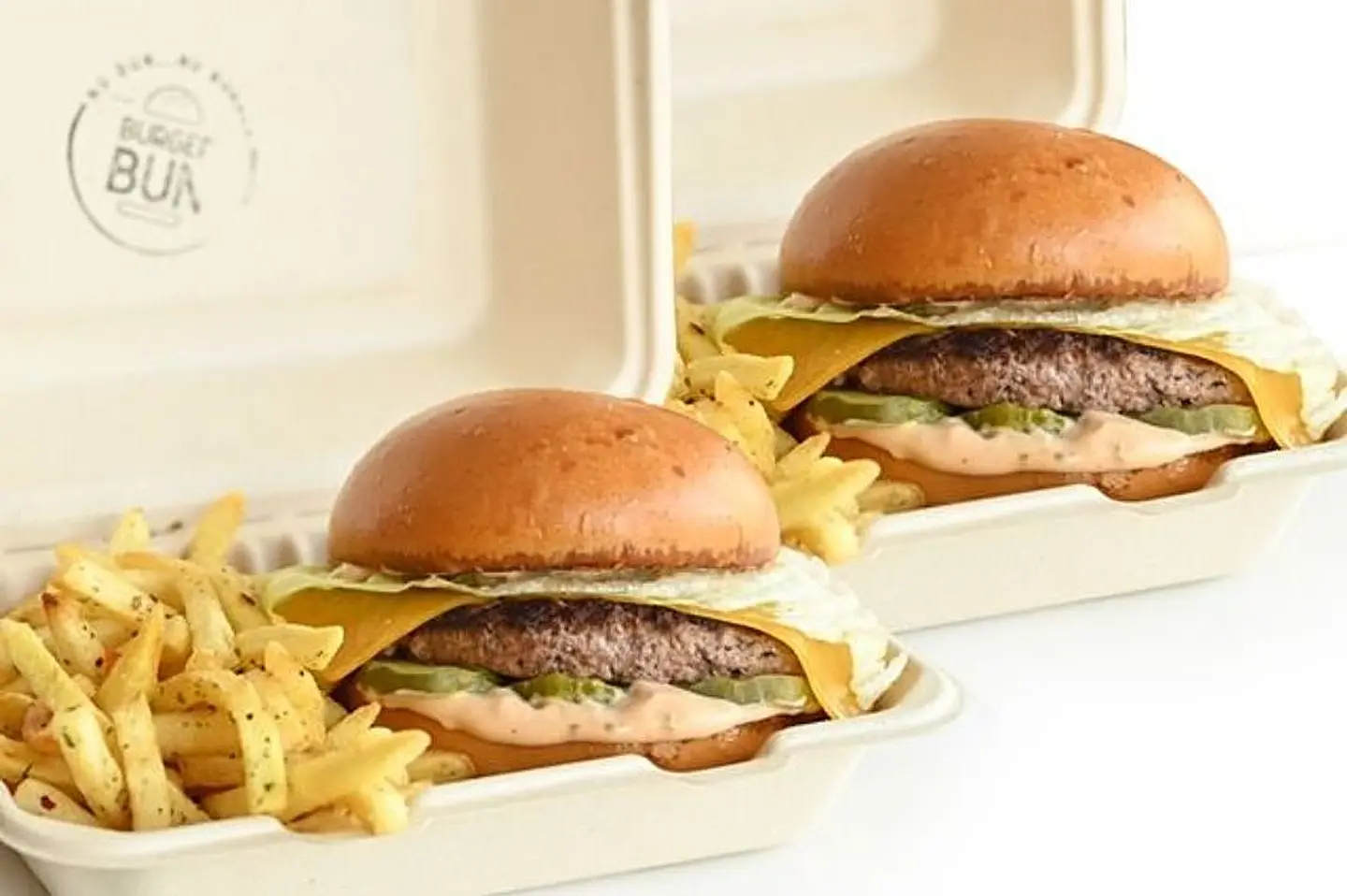 دبل برجر اللحم الكلاسيكي