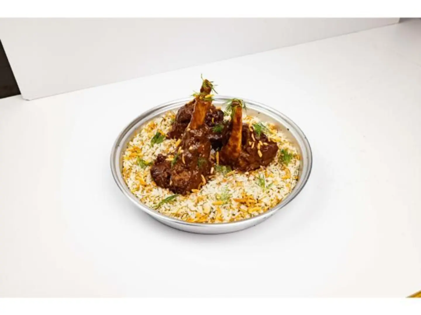 باقالي بولو مع موزة لحم