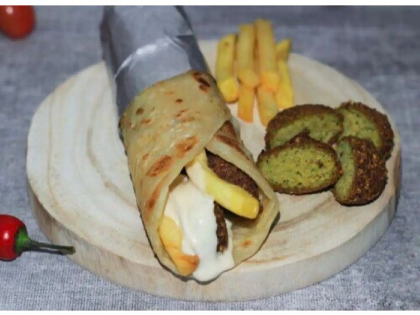 شباتي فلافل مع الطحينة