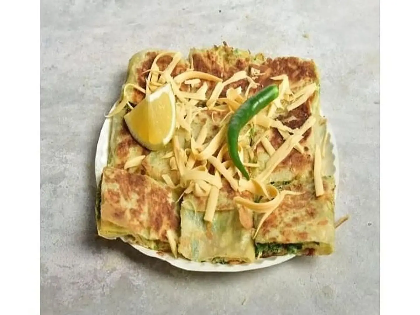 Vegetable Mutabbaq With Cheddar