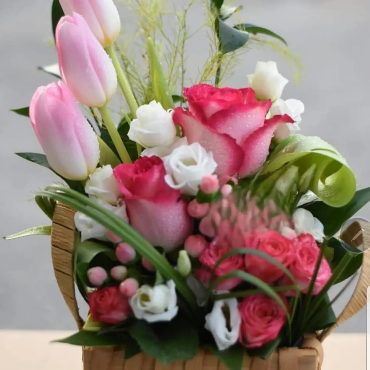 Elegant Basket With Roses