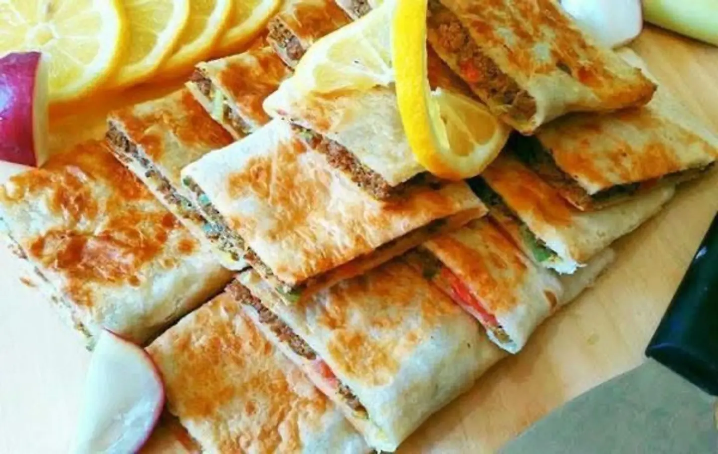 مطبق تونة بالشيدر