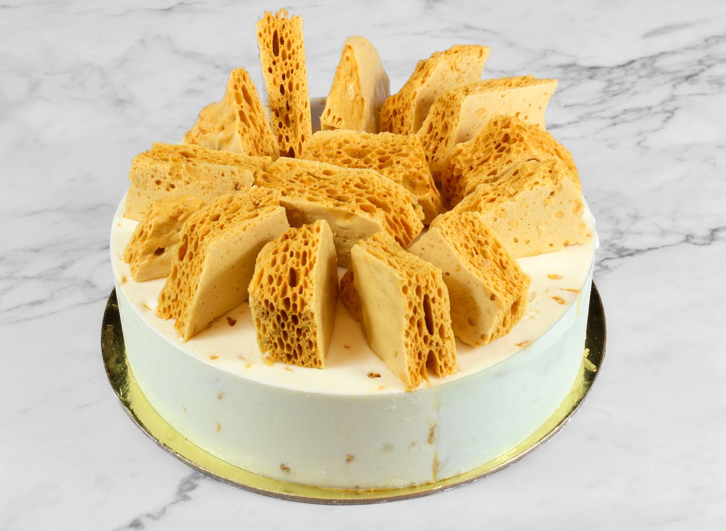 Honeycomb Mango Cake