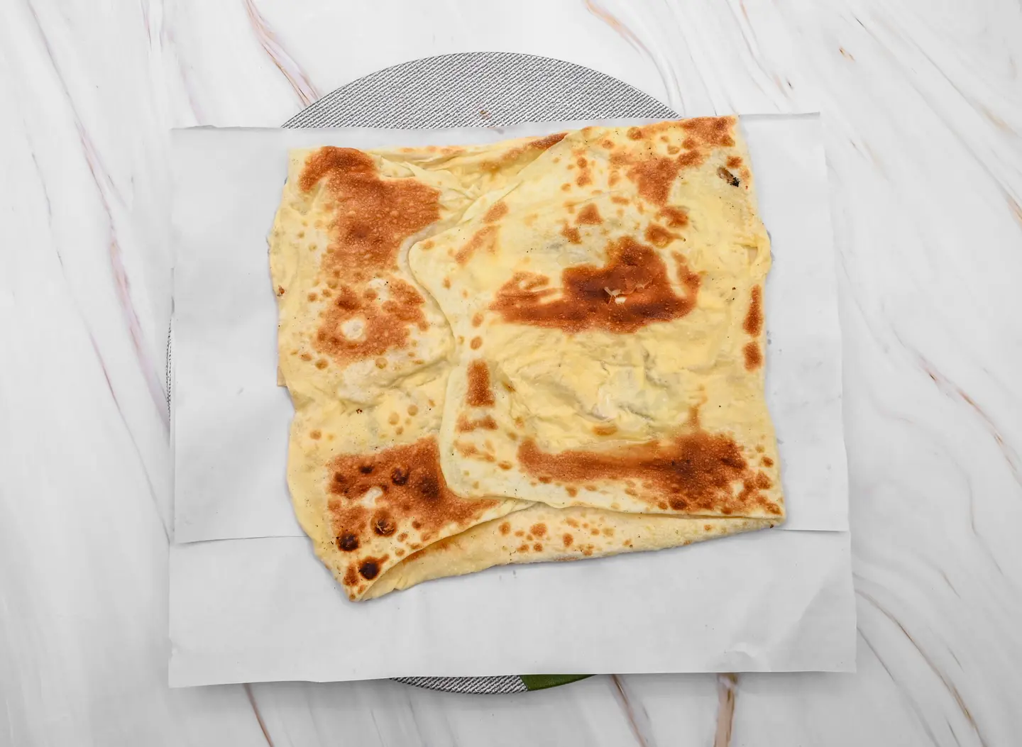 مطبق جبن أبيض