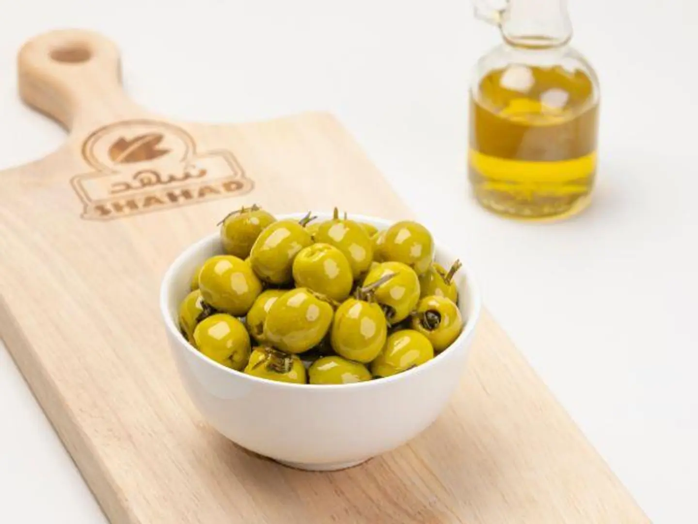 زيتون محشي زعتر بزيت الزيتون