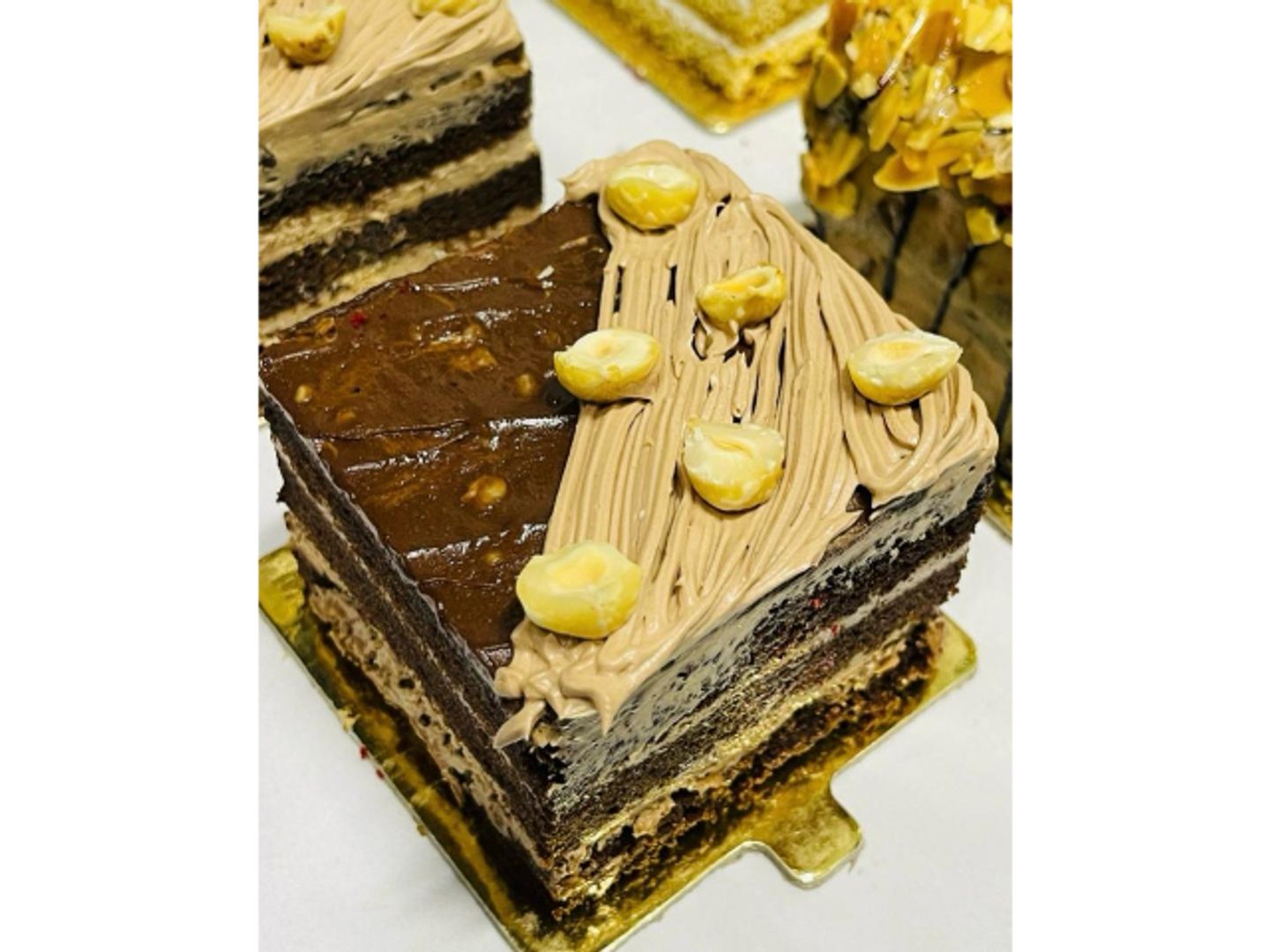 قطع كيك روشيه