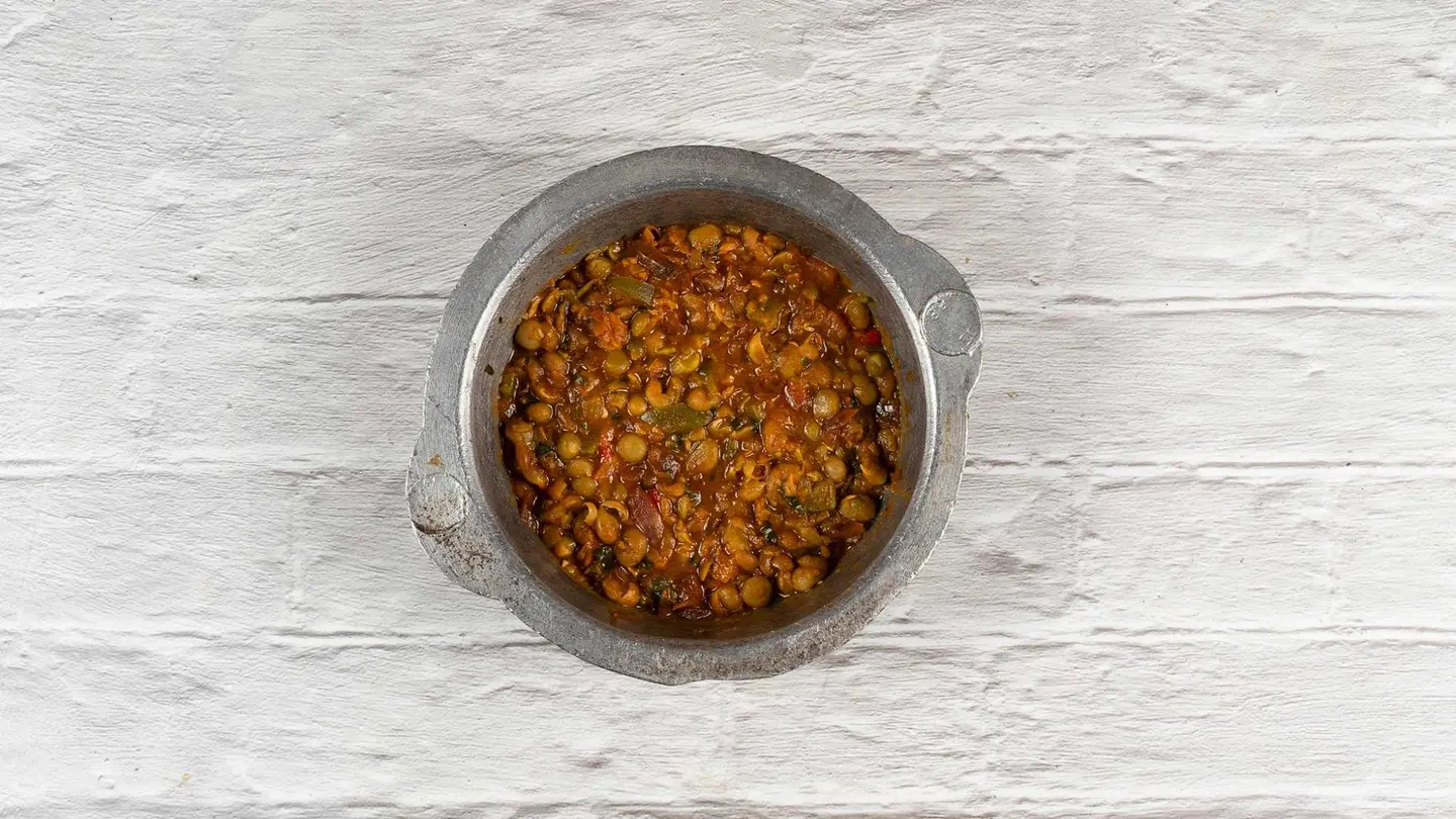 فاصولياء بالتونة