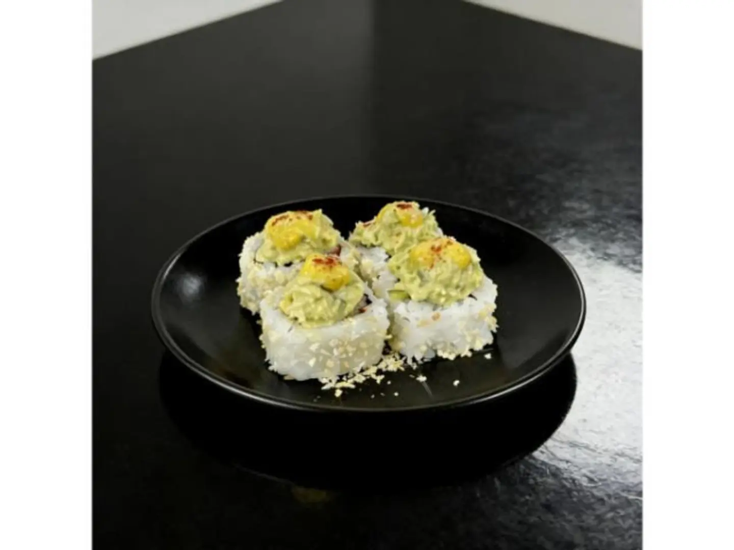 رول الأفوكادو