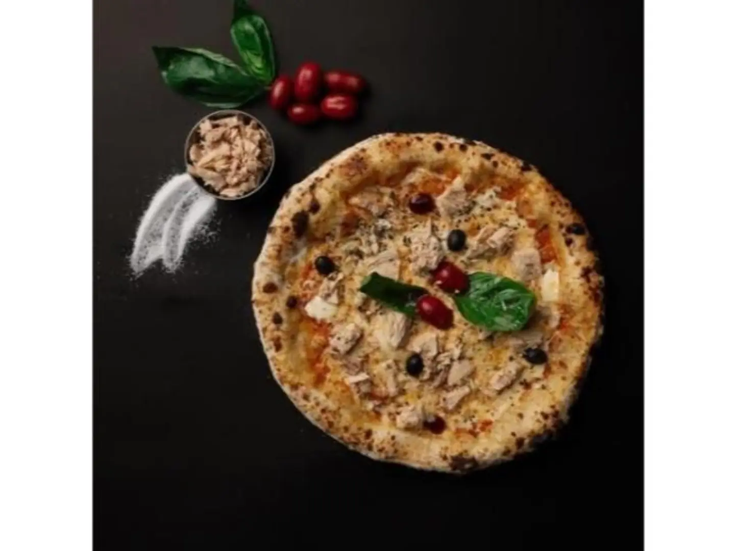 بيتزا التونة