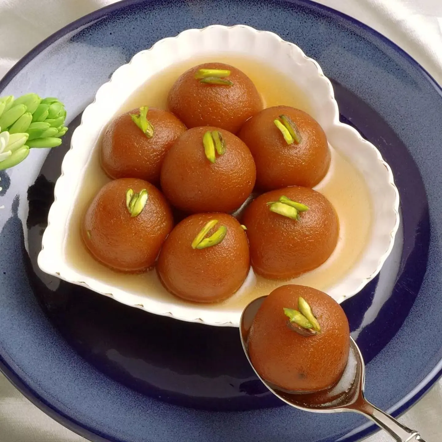 2 Pieces Gulab Jamun