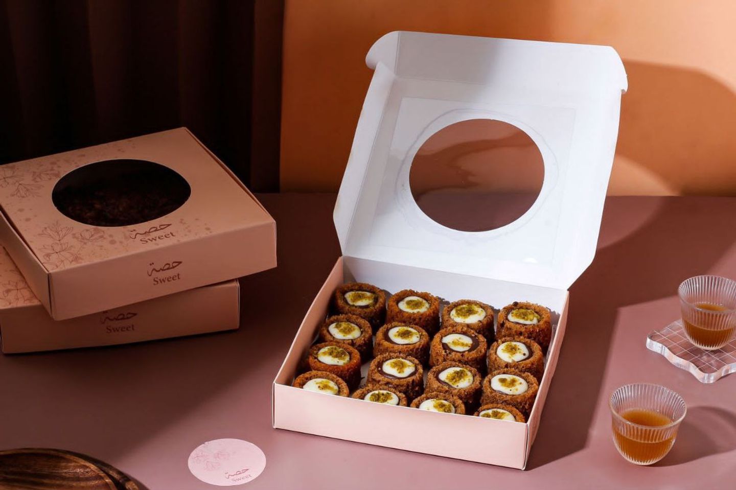 Milky Mini Cake Box