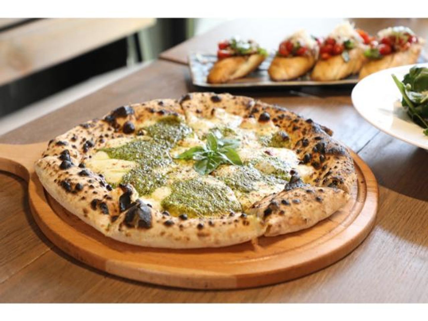 Italian Pesto Pizza