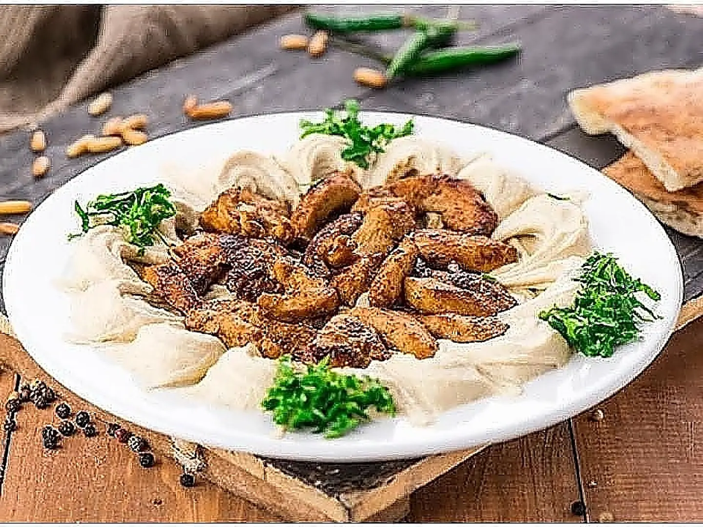 حمص بالدجاج