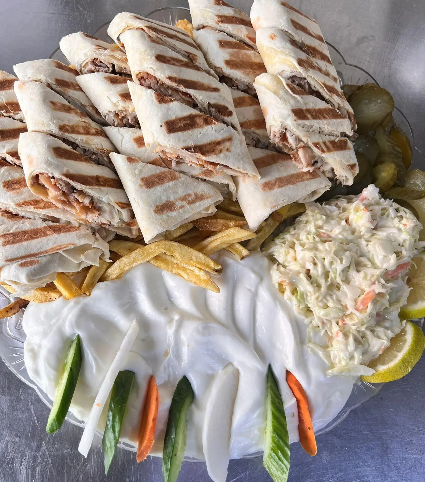 وجبة عربي عائلي